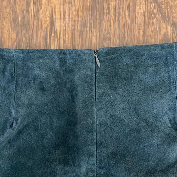 Mango Genuine Suede Leather Navy Blue Mini Skirt - Picture 6 of 7